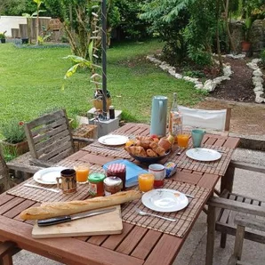 Johlie