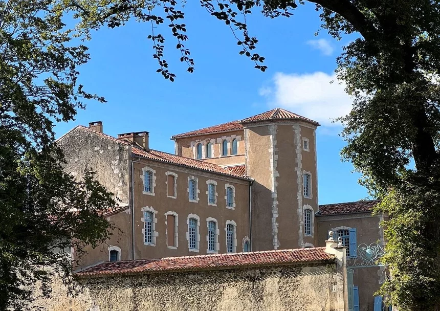 Domaine ARRAY DOU SOU